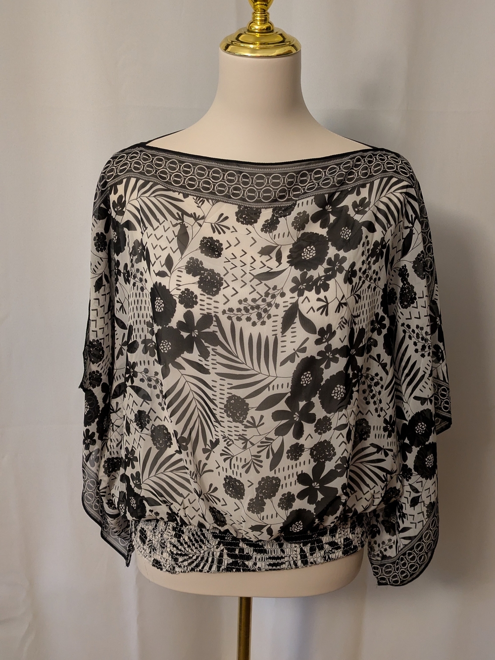 Max Studio Black and White Floral Batwing Blouse